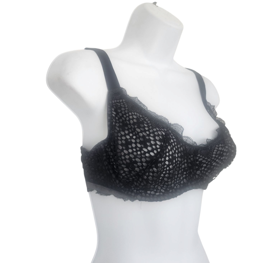 Victoria Secret Very Sexy Scoop Neck Decolette Bra Size 34D Unlined Demi Lace .